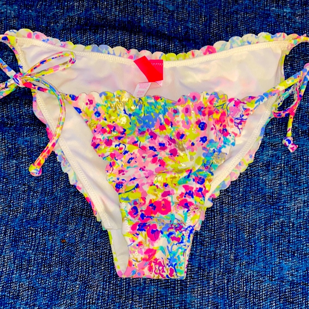 Victoria Secret Floral Scrunchie Butt Bikini Bottom- Size small